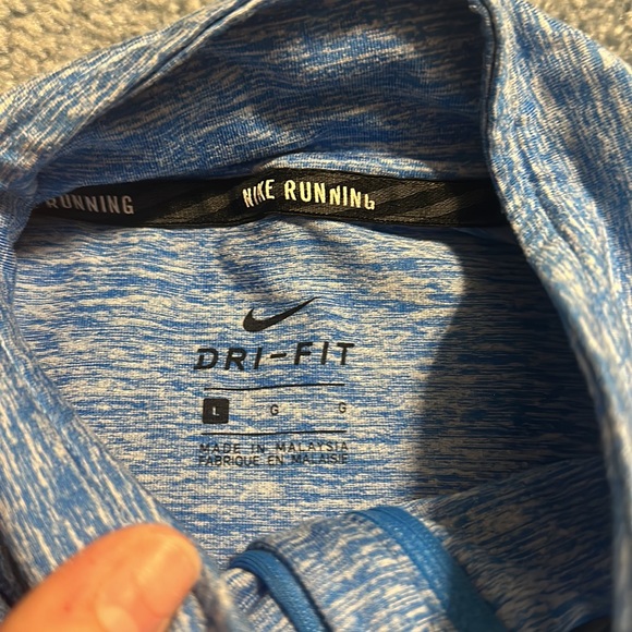 women’s Dri fit large blue athletic quarter zip - Picture 2 of 2